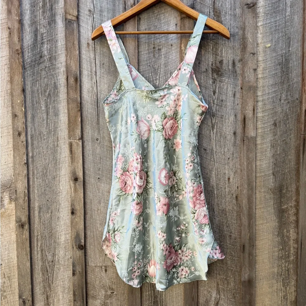 VTG Floral Satin Slip Dress in Sage Green and Blush Pink - Picture 3 of 10